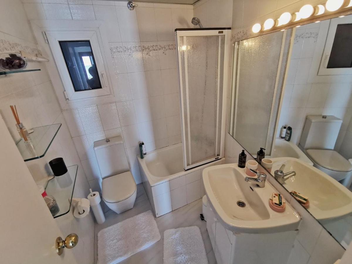 Spacious Seafront Apartment Platja d'Aro Ngoại thất bức ảnh